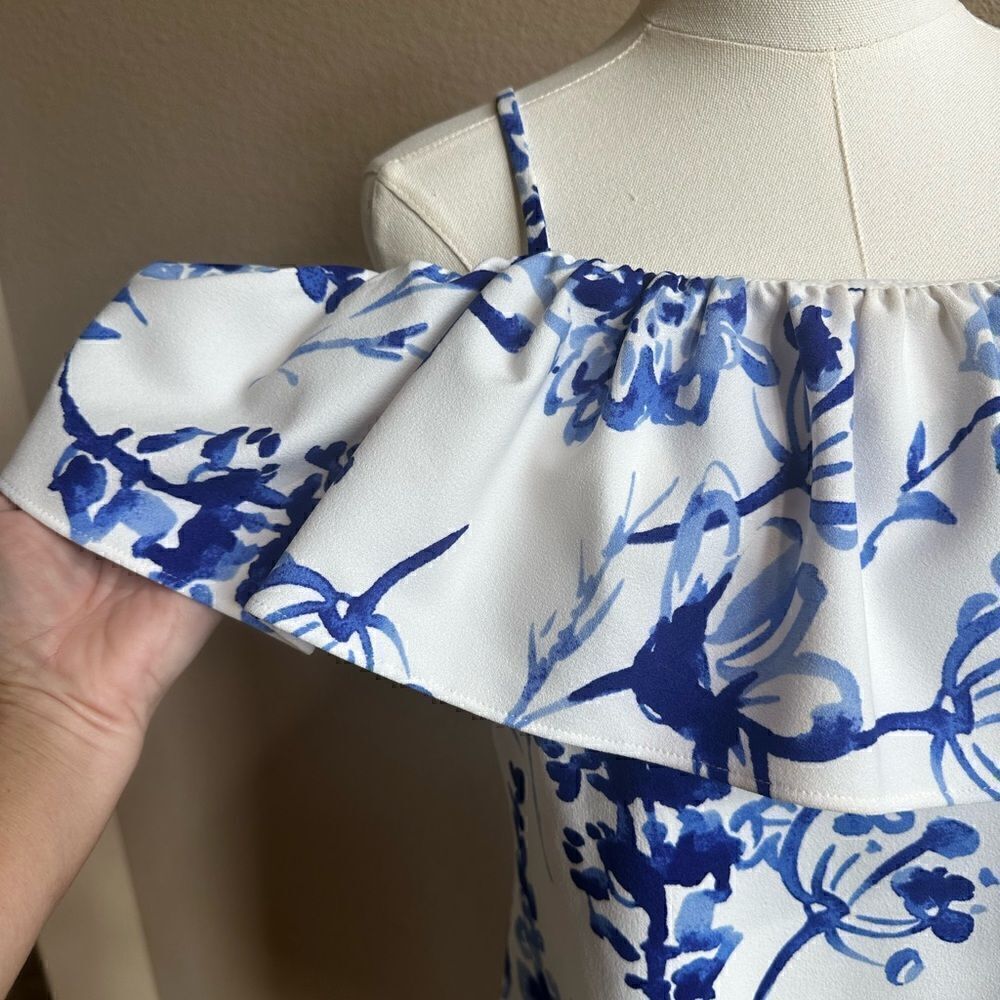 Lauren by Ralph Lauren Size 2 White Dress w/Blue Flowers, off Shoulder Sleeves - Picture 2 of 9